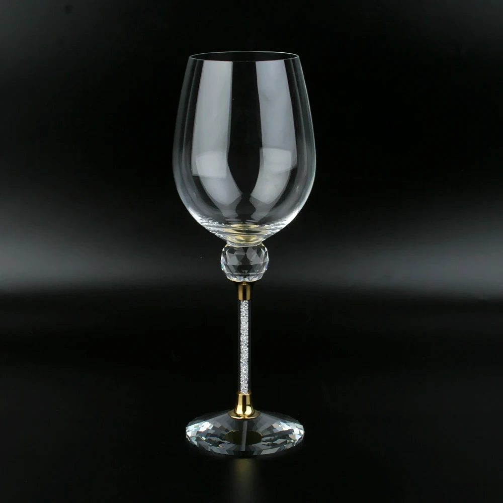 Oh Trend Original New Arrival Creatiive Crystal Wine Glass Cup Fashion Wedding Glasses For Bride And Groom Wine Glass Homeware