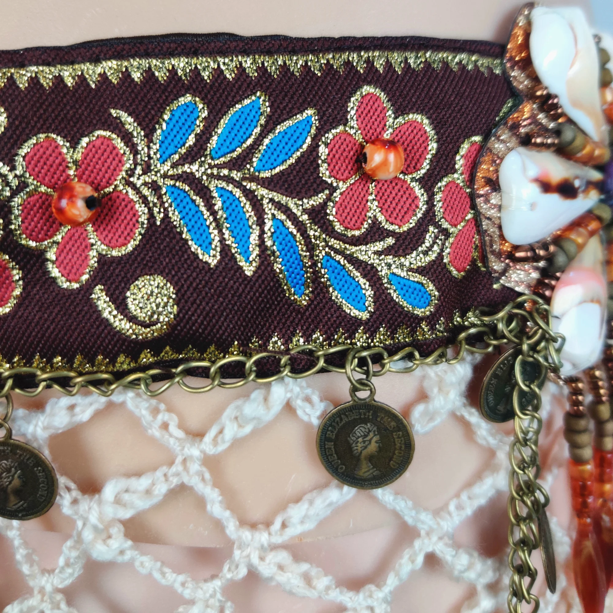 Professional Belly Dance Shells Tribal Crochet Belt Adjustable Gold Chain Coins Belt for Gypsy Dance Tassel Triangle Hip Scarf