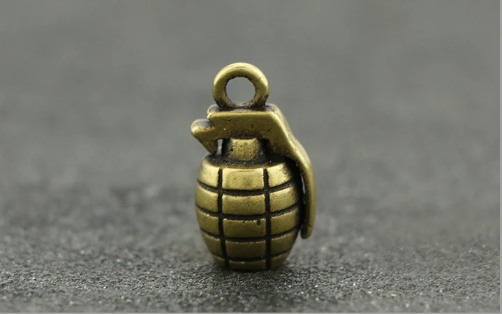 Handmade solid Brass exquisite grenade craft DIY ornament Miniature Fitting Keychain Pendant decoration accessories a0399