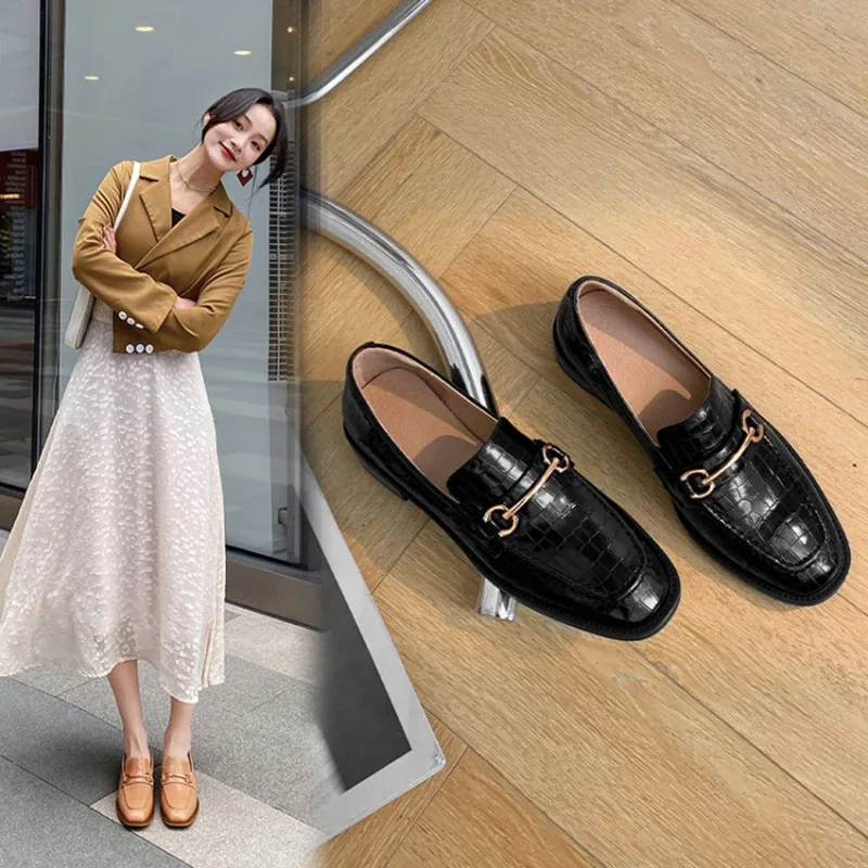 2021 Autumn New Small Leather Shoes Women's Square Toe Thick Heel Fashion Women's Shoes Everyday All-match