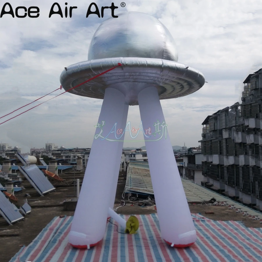 Inflatable 4-legs UFO with 4.5m Height, alien space ship model, silver and white color, for sale