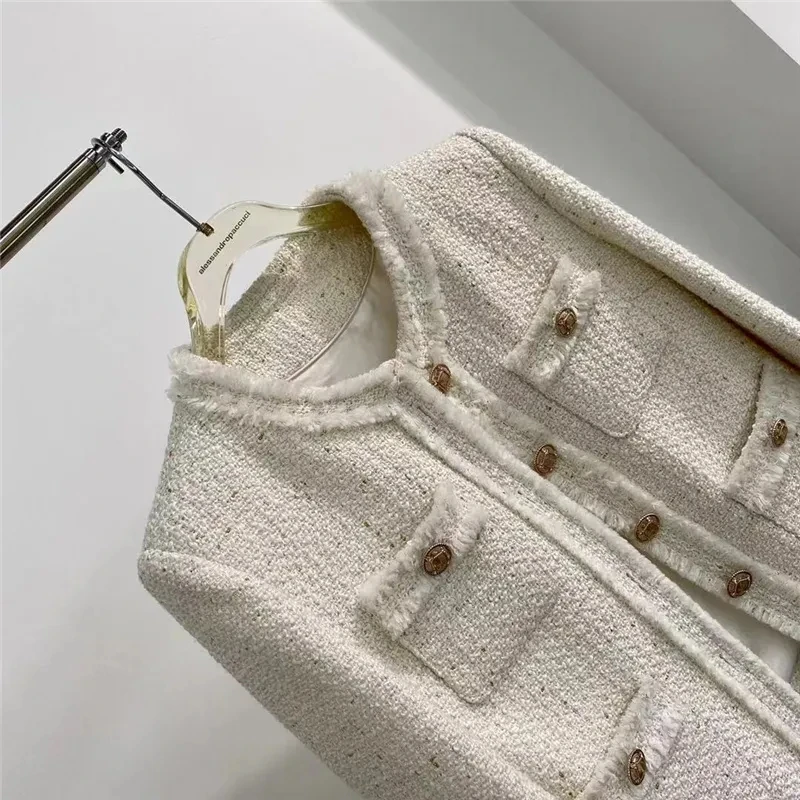 White Tweed Short Jacket Women Fashion Elegant O-Neck Single Breasted High-End Coat Fall Winter Warm Office Lady Casual Outwear