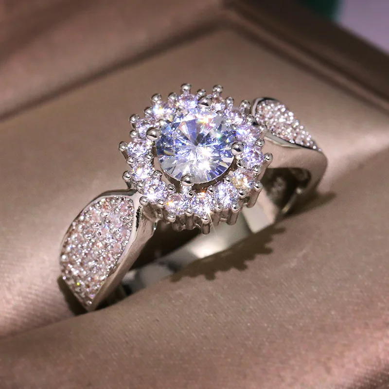 

New Big Bling Zircon Stone S925 Silver Color Couple Rings 2021 Trend Wedding Engagement Jewelry For Women Fashion Drop Shipping
