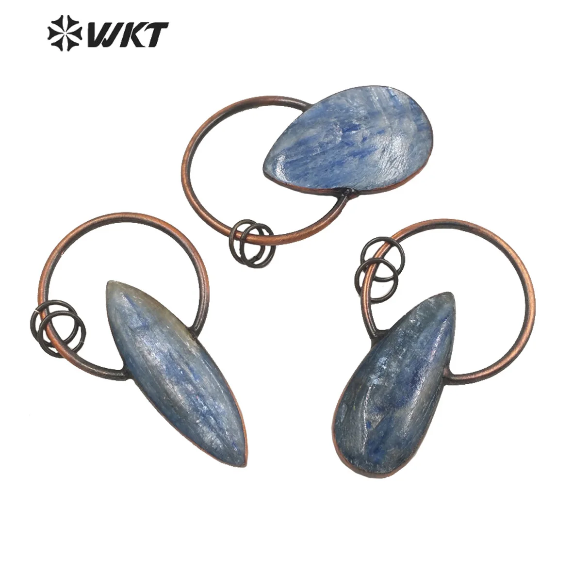 WT-P1688 New Bohemian vintage style Antique copper plated blue kyanite pendant women Retro blue irregular stone jewelry pendant