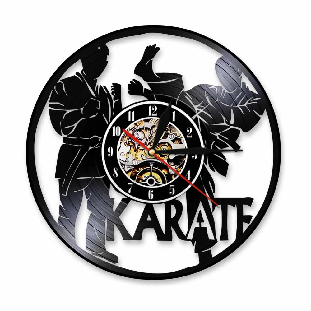 Karate Vinyl Record Wall Clock Japanese Martial Arts Sportsmen Home Decor Wall Watch Kimono Fighter Fists Fighting Sport Artwork