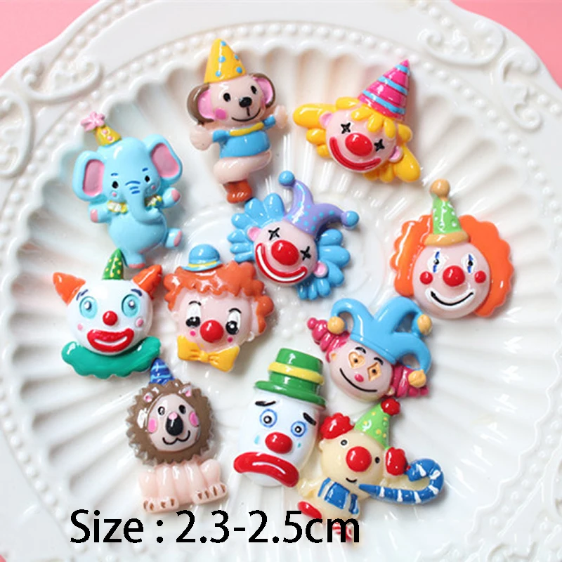 11pcs/Lot Fashion Cute Resin Clown Circus Troupe Gradient Pendant Flatback Charm For Woman Girl Cartoon Jewelry Finding DIY