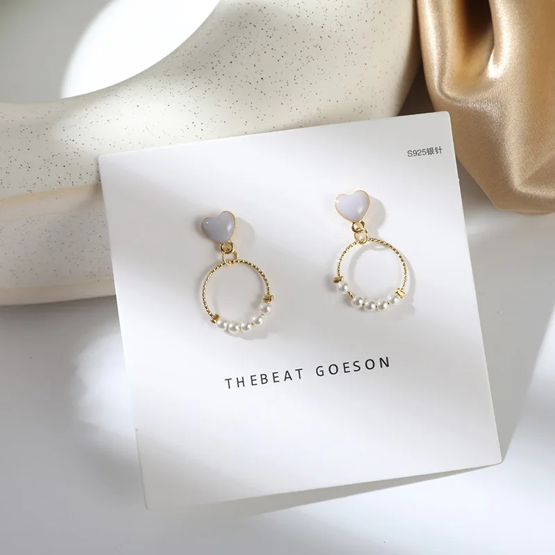 Glamour Fashion S925 Needle Korean Earrings New Temperament Small Ring Geometric Love Heart Pearl Sweet Girl Earrings
