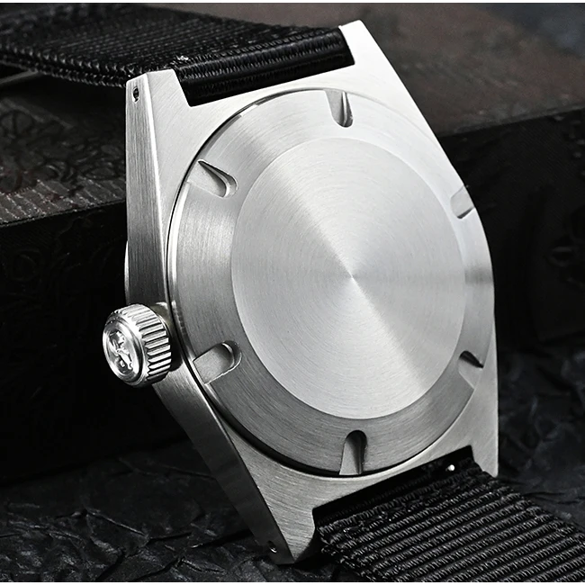 San Martin Mens Automatic Watches Men Pilot Watch Mechanical Wristwatch 200M Waterproof C3 Luminous Sapphire Nylon Strap NH35