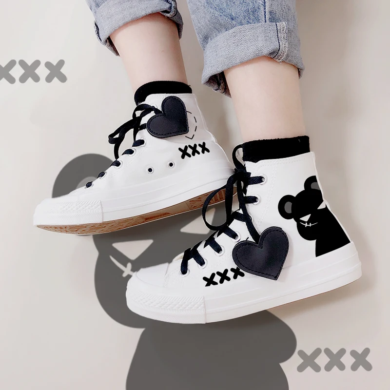 Amy and Michael Designers Sneakers Lovely Cute Kawaii Bear Hand Painted Canvas Shoes Girl Students High-top woman vulcanize shoe