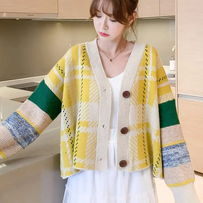 Knit Cardigan Autumn and Winter 2020 New Women Loose Outer Wear Short Sweater Coat V-neck Stitching Pattern Tops Yellow Green