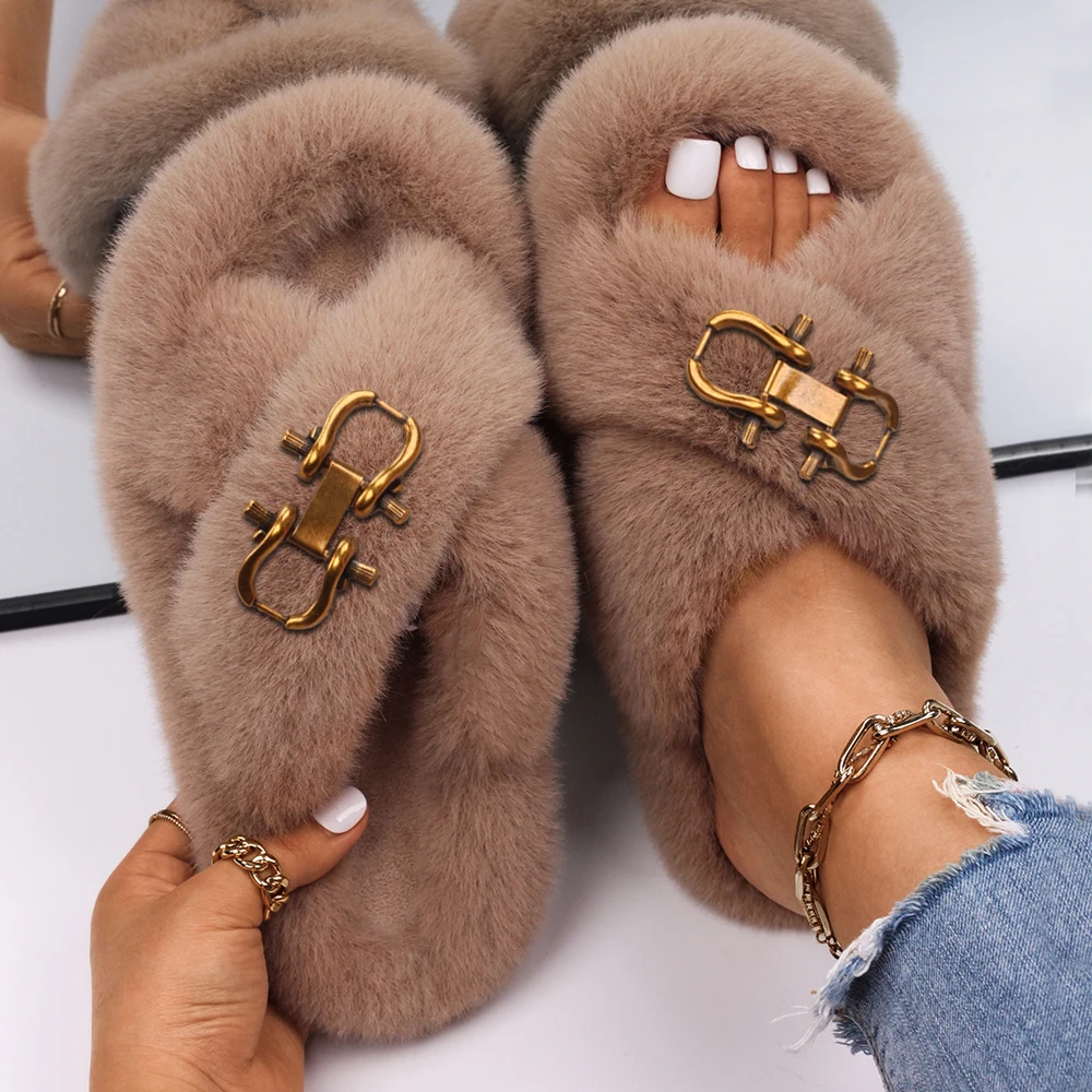 Fashion Slippers Women Buckle Decor Furry Slides Ladies Fluffy Flip Flops Luxury Designer Fur Sandals Cute Slippers Casual Shoes