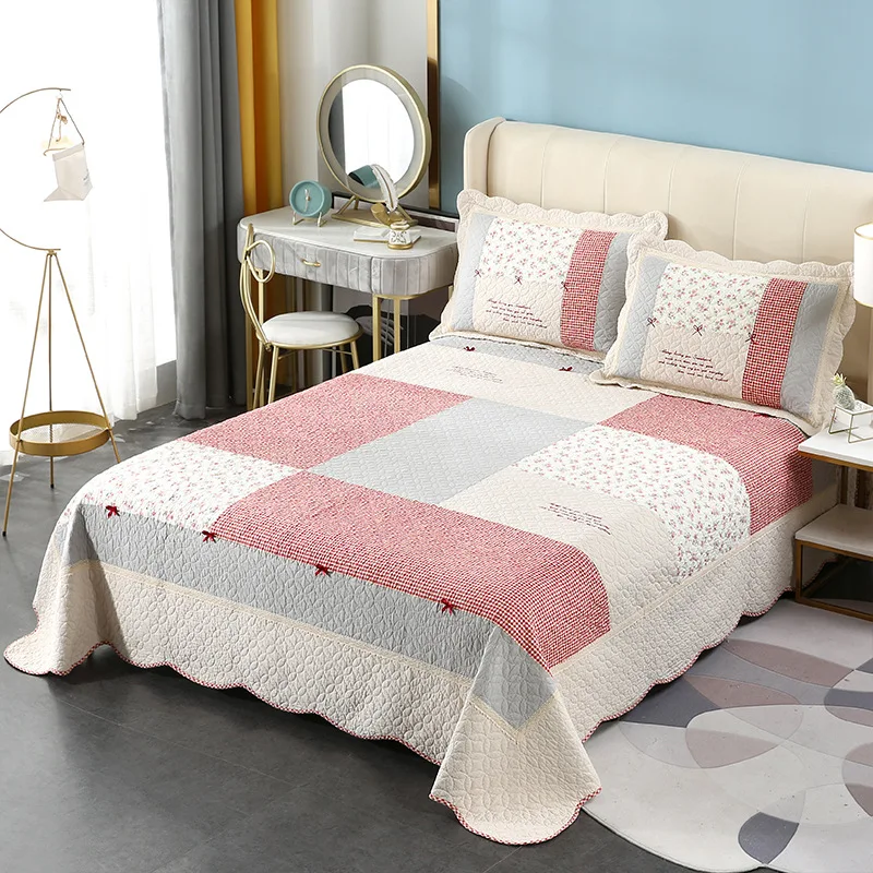 

CHAUSUB Plaid Cotton Quilt Set 3PCS Patchwork Bedspread on the Bed Pillowcase Queen Size 4PCS Quilted Duvet Cover Set Coverlet