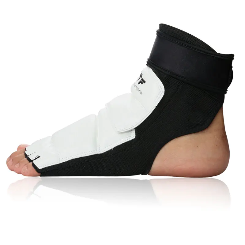 New High Quality Taekwondo Foot Protector KTA For Offical Competition Fighting Feet Guard Kicking Box foot