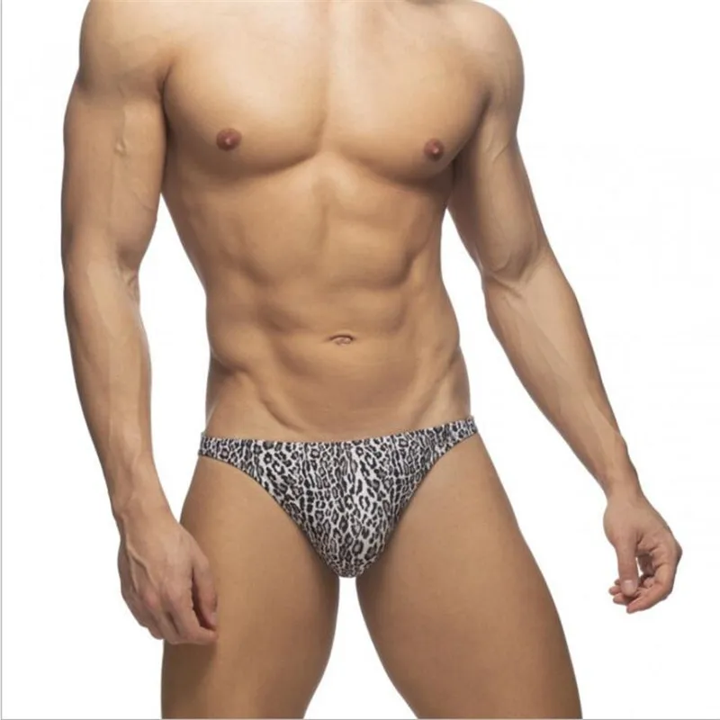 New Mens Sexy Swimsuit Leopard Print Swimwear Men Swimming Shorts Low Waist Briefs Bathing Beach Wear Surf Homme Push Pad Bikini