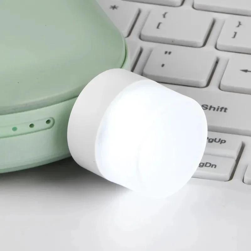 Luz Nocturna USB LED blanca cálida, Bombilla enchufable, luz de ambiente portátil para el hogar, luz nocturna de lectura de ahorro de energía, 10 piezas