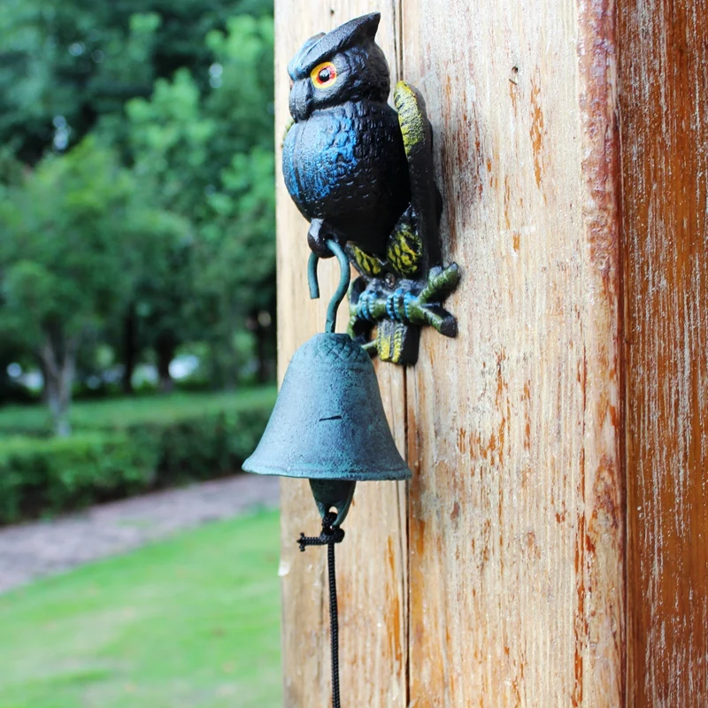 High-grade Cast Iron European Style Pastoral 3D Owl Art Doorbell Hand Bell Retro Courtyard Wall Decoration