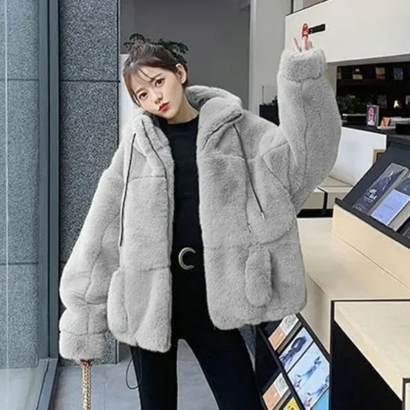 Women\'s Fur Jacket Famale Loose Faux Rabbit Fur Zip Hooded Thicken 2023 Winter Short Fur Coat Excellent Texture Thick Fur