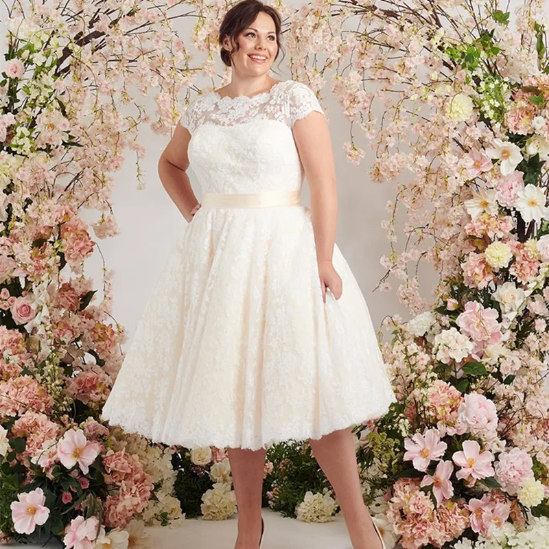 

Plus Size Champagne Wedding Dresses 2024 Short Sleeves Elegant Tea-Length Bridal Gown Lace Bride Dress Big Woman Custom Size