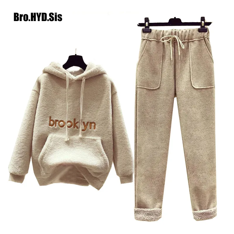 Warm Womens Tracksuits Hooded Sweatshirts 2023 Autumn Winter Fleece Hoodie Tops and Pants Letter Print Jackets