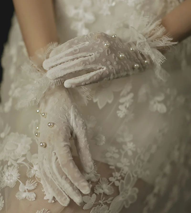 2021 New Pearls Bride Wedding Short Lace Gloves Spring And Summer Wedding Photo Luva De Noiva