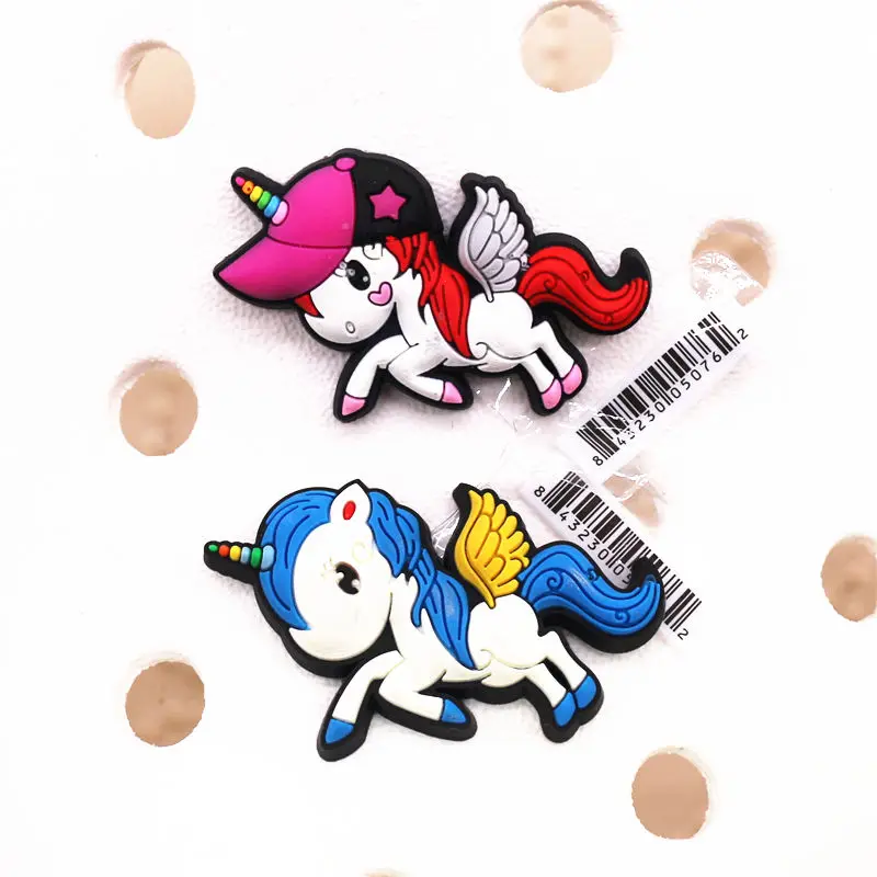 Drop Shipping Cute Animals Shoe Charms Accessories Cartoon Horse and Unicorn PVC Sandals Buckle Decoration Fit Party Kids Gifts