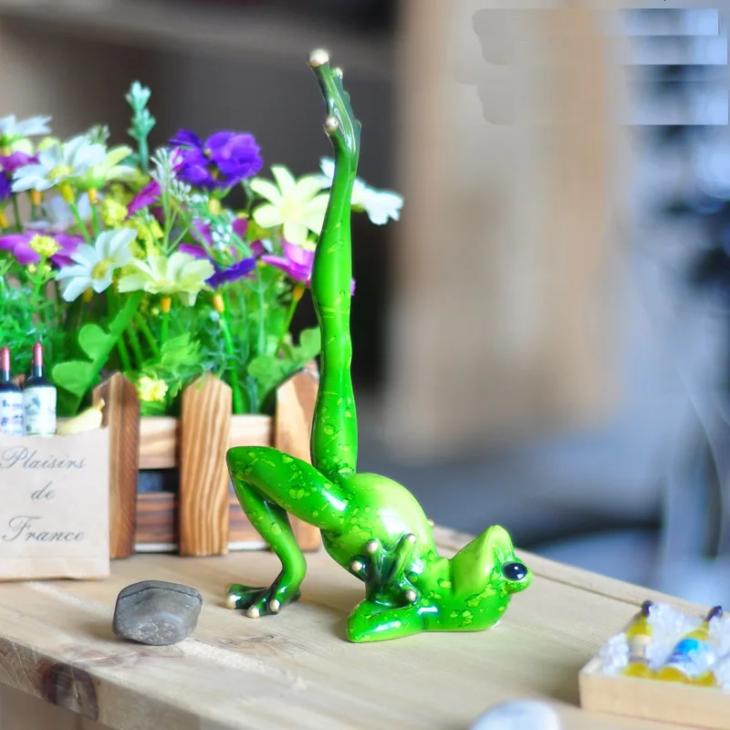 Creative Cute Resin Funny Frogs Yoga Posture Statue Room Decoration Home Office Desk Decorative Ornament Toy Gift