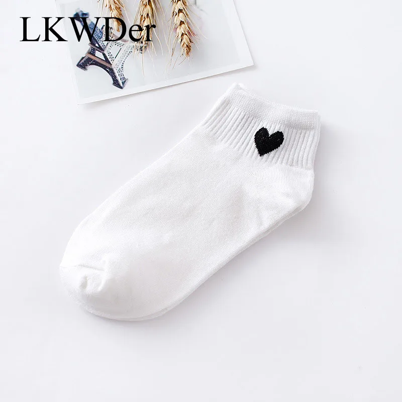 LKWDer 3 Pairs Women Solid Color Love Heart Short Socks Fashion Korean Japanese Harajuku Cute Cotton Sock Lady Girl Ankle Socks image 4