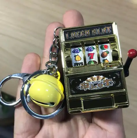 8 best sales प्लेस्टेशन कीचेन - №3