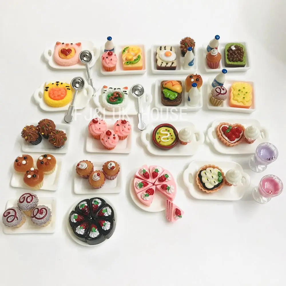 1/6 Scale Mini Pretend Food Toys Miniature Dollhouse Bread Cupcake Toast Bakery Shop for Blyth Barbies BJD Doll House Kitchen