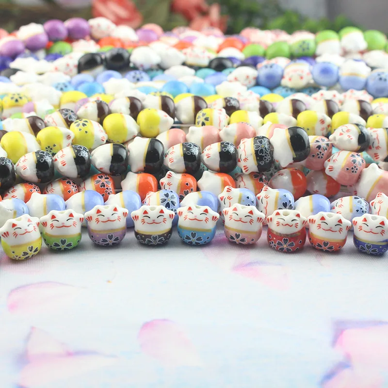 30pcs 13x14mm Hand Painted Lucky Cat Ceramic Beads Vertical Hole Loose Spacer Cute Animal Ceramics Bead For Jewelry Making DIY