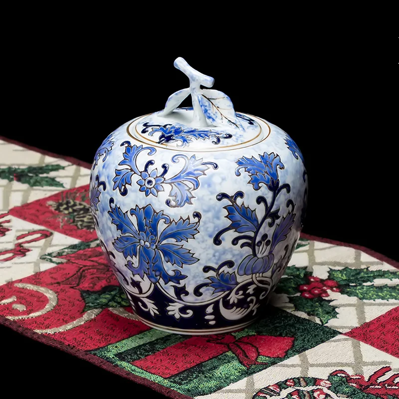 Chinese Style Storage Tank Blue and White Porcelain Retro with Cover Decoration Crafts Vase Tea Caddy Decorative Bottles Tiny