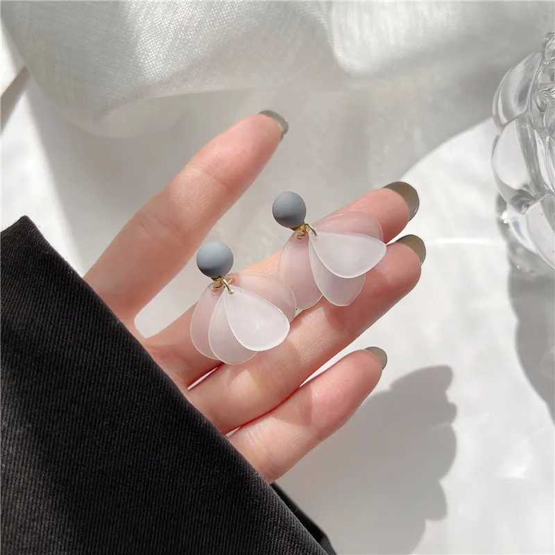 S925 الفضة إبرة كوريا صغيرة الطازجة الأبيض بتلات بسيطة وأنيقة عودة معلقة أقراط ذات مسمار برأس كروي السيدات مجوهرات الأزياء #5