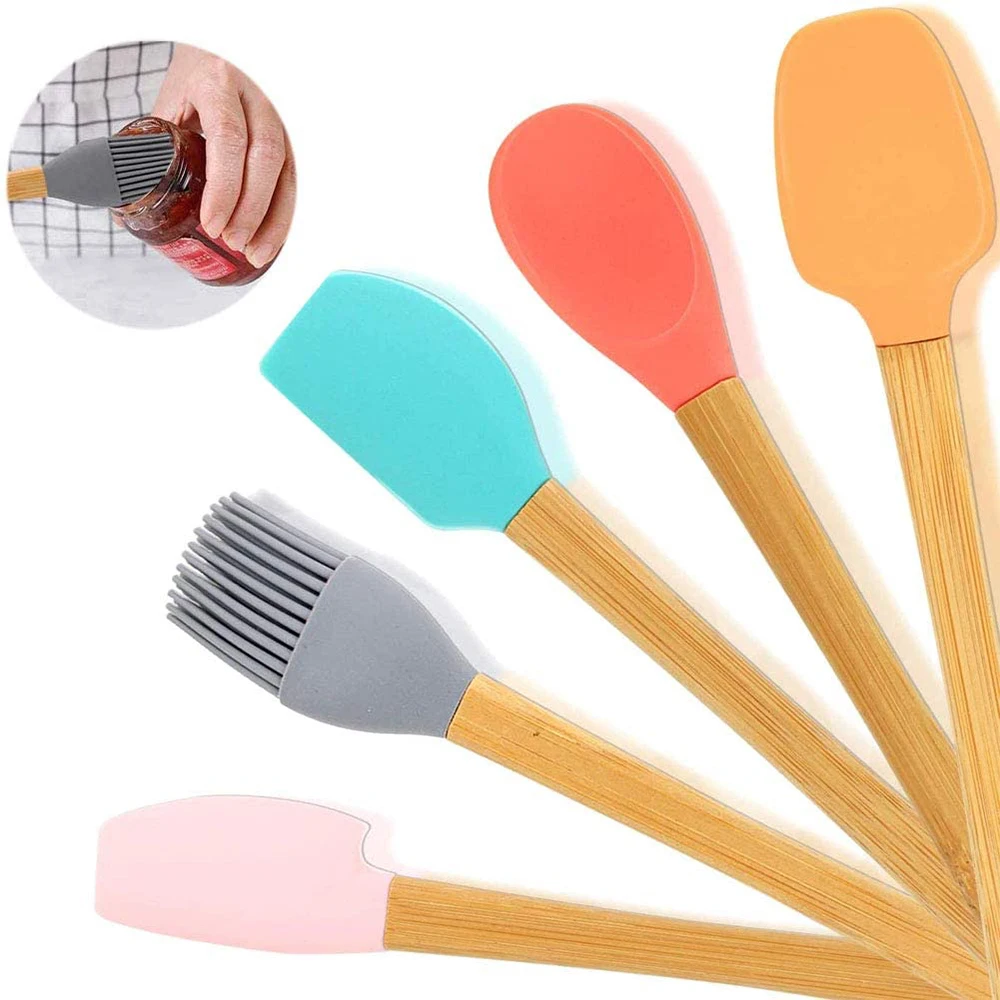 

5 Pcs Multicolor Cookie Pastry Scraper Baking Tools Kitchen Supplie Multi Purpose Bamboo Handle Mini Spatula Food Grade Silicone