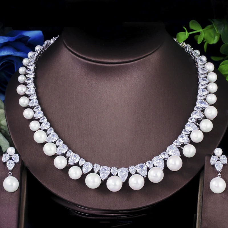 

ThreeGraces Elegant Shiny Cubic Zirconia Big Simulated Pearl Necklace Luxury Bridal Wedding Banquet Jewelry Set for Brides JS624