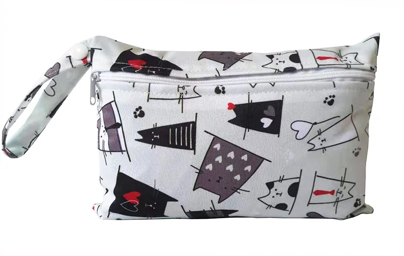 35 pattern NEW Size: 15*22.5CM Wetbags Washable Reusable Cloth diaper Nappies Bags Waterproof Swim Sport Travel Carry bag