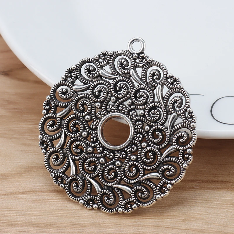 

5 Pieces Tibetan Silver Hollow Filigree Round Spiral Flower Charms Pendant for DIY Necklace Jewellery Making Finding Accessories