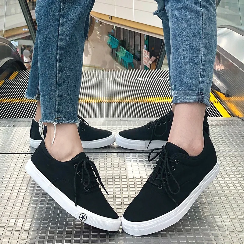 Canvas Shoes Men Cloth Footwear Breathable Mens Casual Shoes Fashion Cool Young Man Street Shoes Black White KA3762