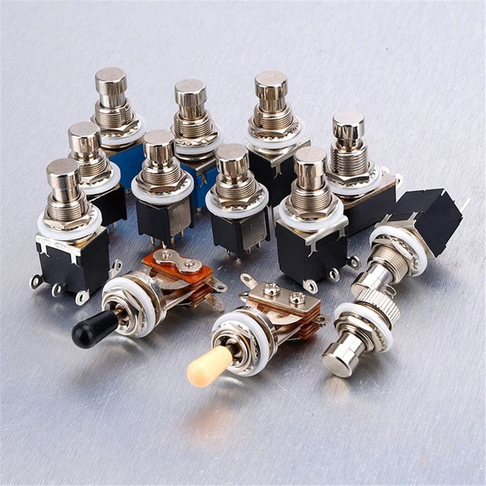 Popular Used Momentary Black DPDT ON-(ON) Foot Switch Guitar Effects Pedal Metal Stomp Box Guitar Parts 2a 250vac Rating