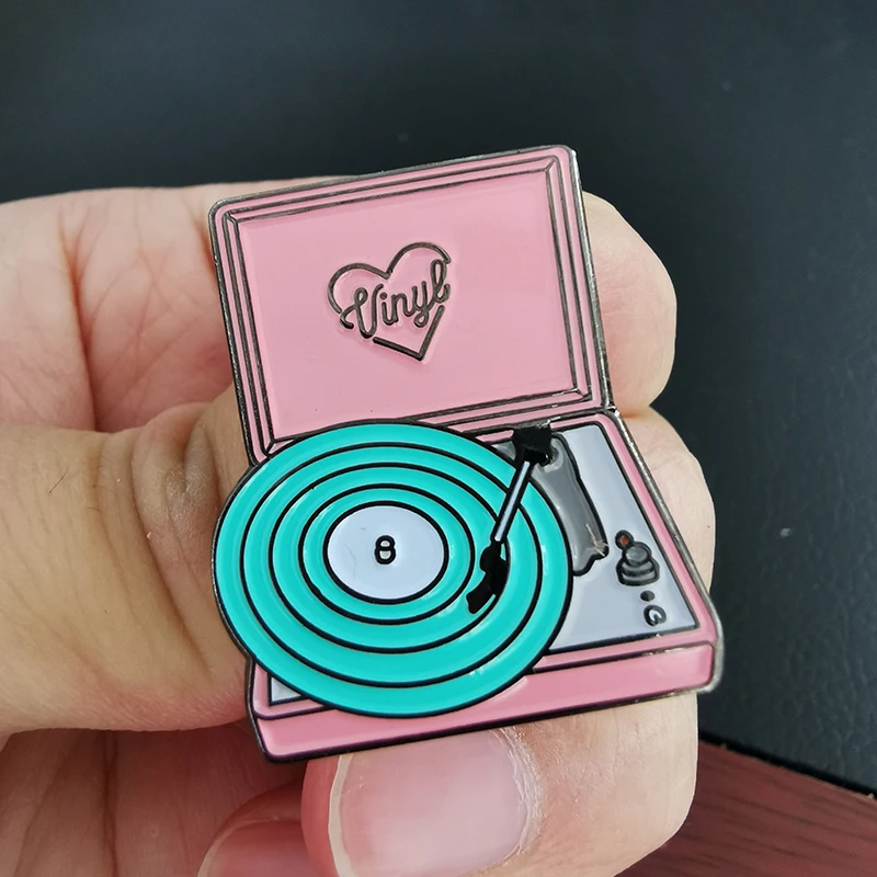 Retro gramophone pin