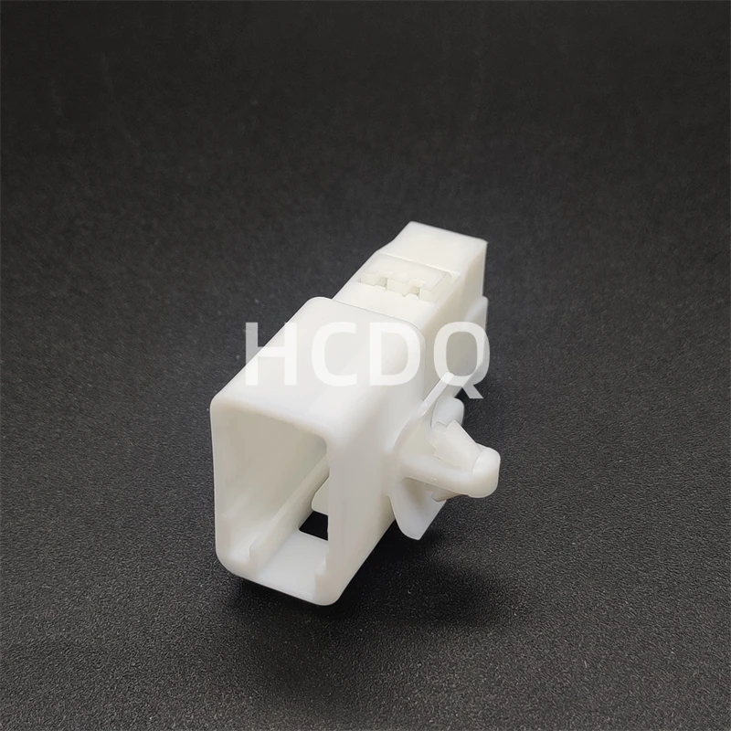 The original 90980-11010 automobile connector shell and connector are supplied from stock