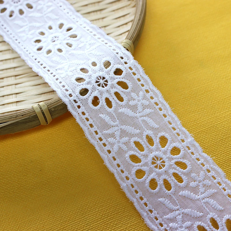 2yards/lot 5cm Bleach White Off White Cotton Cloth Hollow out Embroidered Lace Trim Simple and Elegant X785