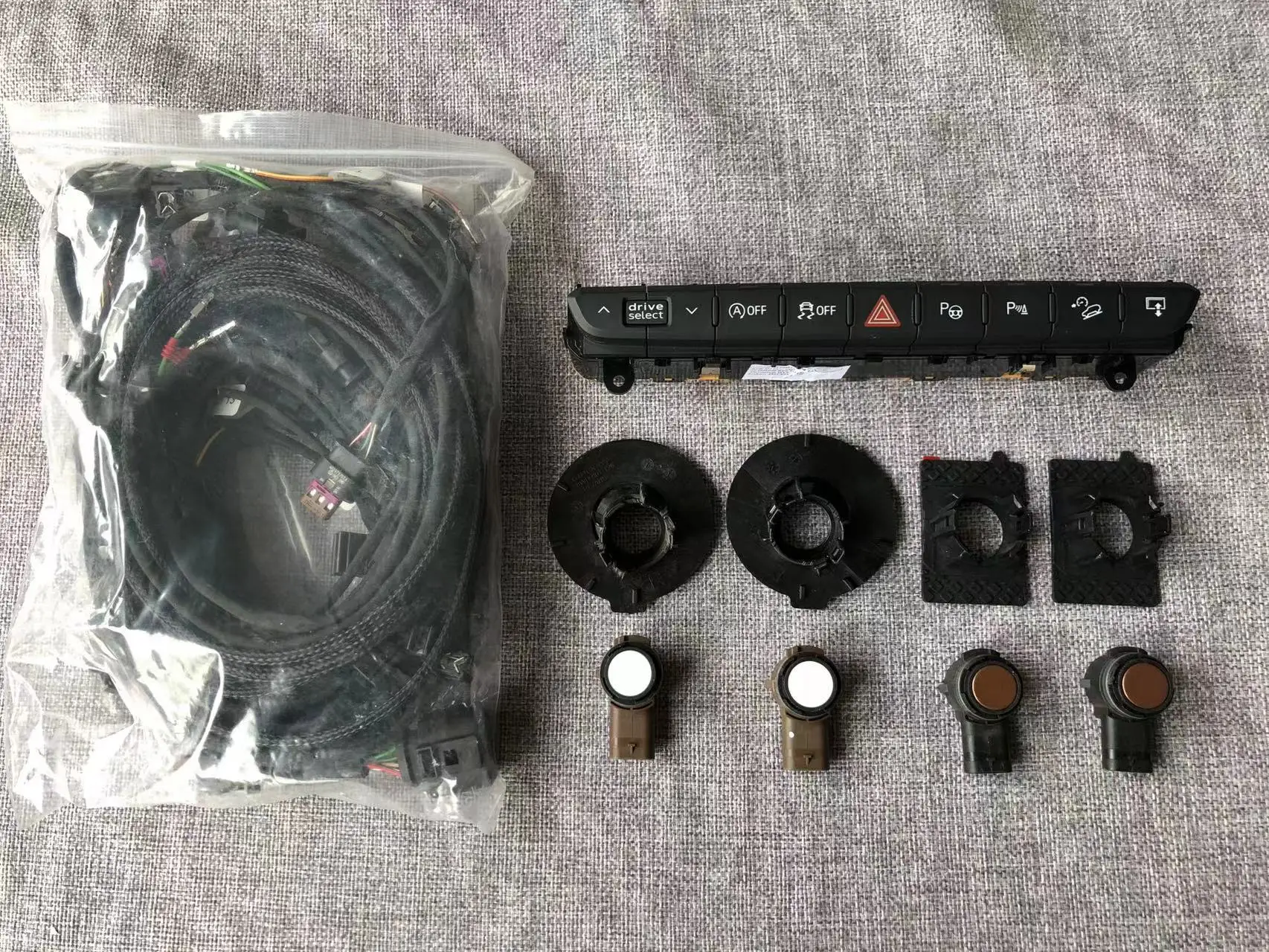 

For Audi Q7 2016---2019 Q7 4M ops upgrade PLA/set