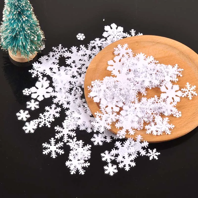 100pcs/lot White Felt Christmas Snowflake Patch Applique Scrapbooking Craft Sticker Non-woven Patch DIY CP2767