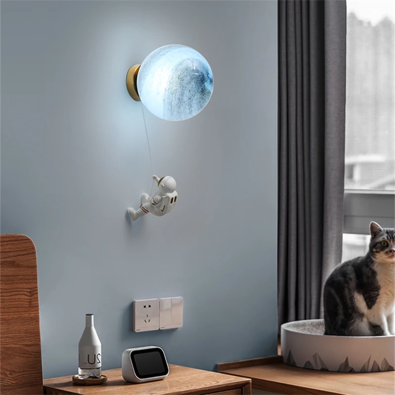 Applique murale en forme de lune pour chambre d\'enfant, minimaliste, moderne, créatif, astronaute, en cuivre, dessin animé, pour chevet de chambre