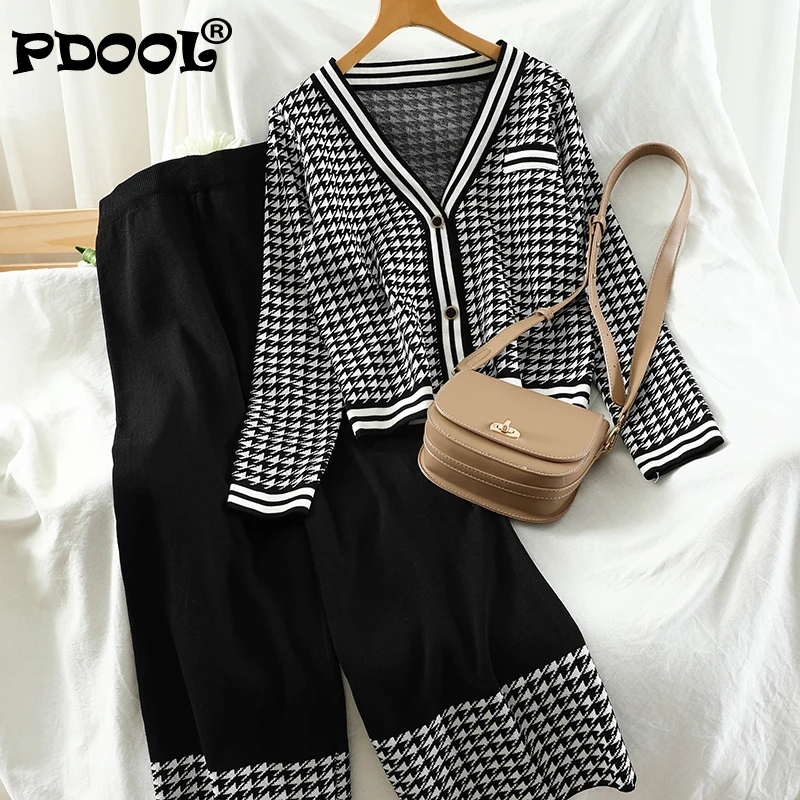 2023 Spring New V-neck Women Plaid Knitted Cardigan Sweater + Casual Wide-Leg Trousers Two-Piece Set Female Loose Knitting Suit