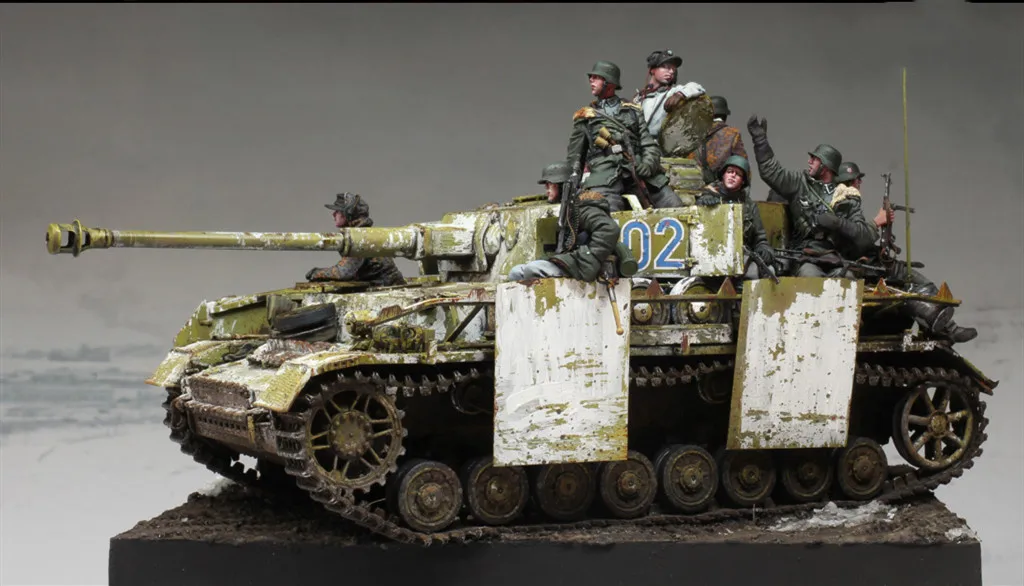 Figura modelo GK 1/35 de resina, Conjunto grande (13 Figuras y accesorios), sin tanque, kit sin montar y sin pintar