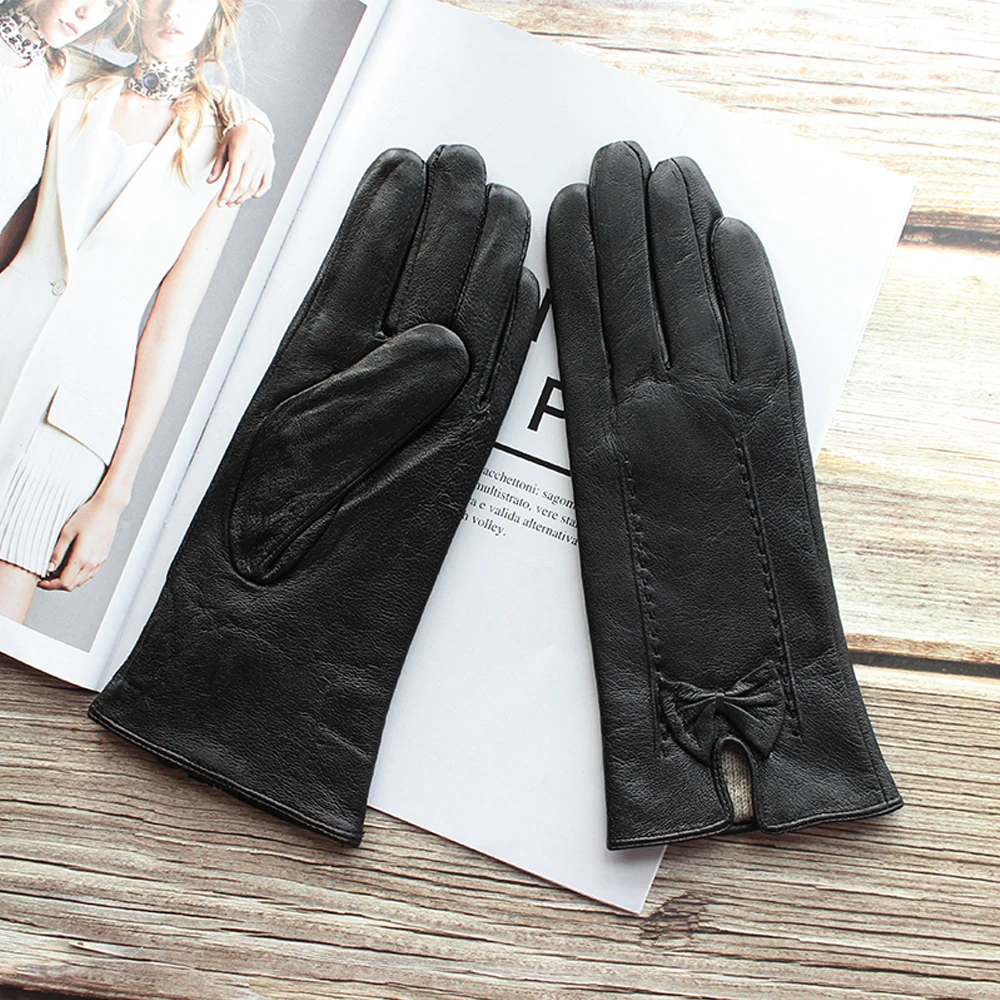 2020 New Women Black Genuine Leather Gloves Button Style Fashion 7 Types Velvet Lining Keep Warm In Winter And Autumn Mittens