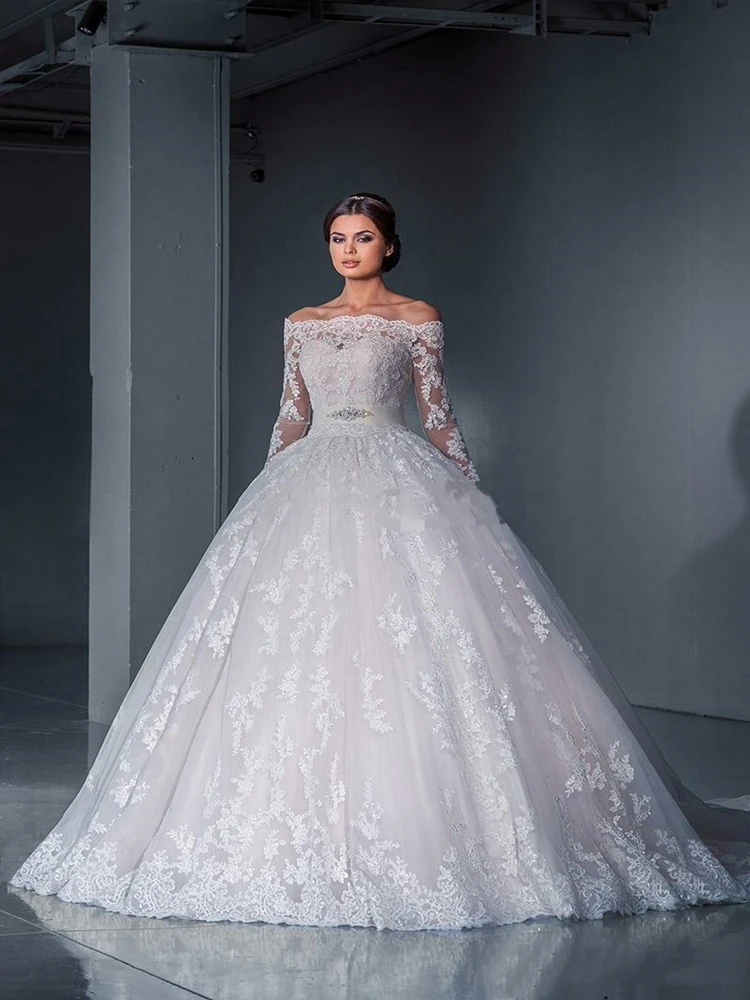 Vestidos de novia de corte A con encaje completo, vestidos de novia de manga larga con cuello de murciélago Vintage, con botones de lazo, tren de barrido, baratos, 2020