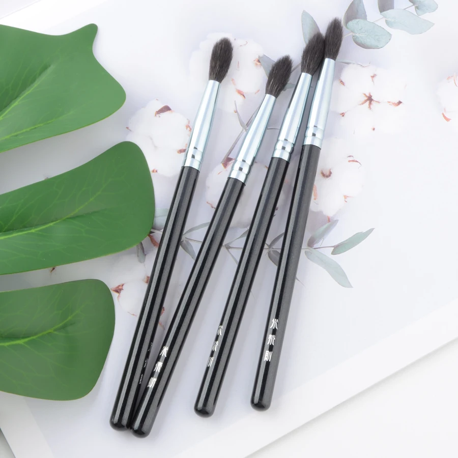 1pc Highlighter Makeup brushes Eyeshadow crease multifunctional Make up brush wood handle cosmetic tool natural squirrel hair