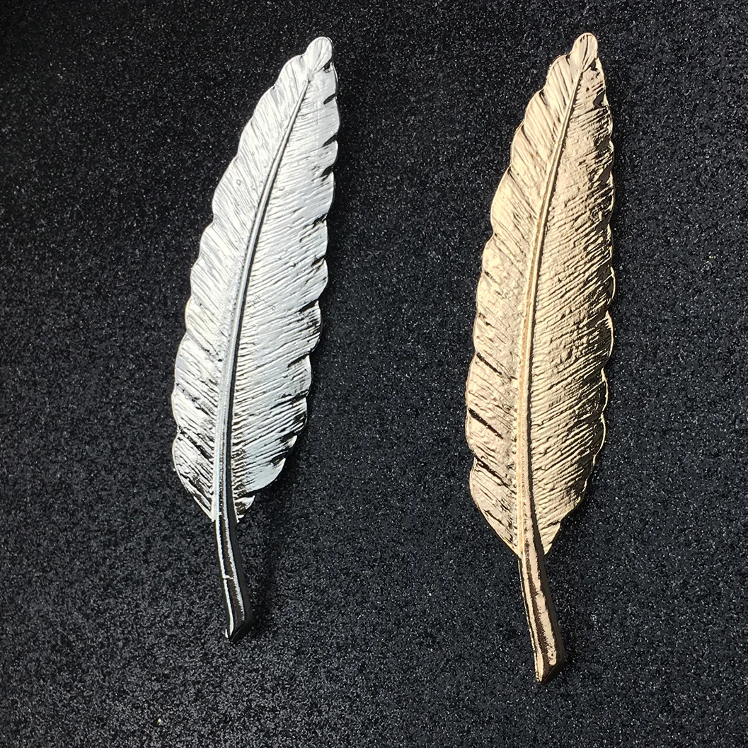 JUCHAO Golden Feather Leaf Brooch Men Women Clothing Accessories Halloween Anime Pins Jewelry